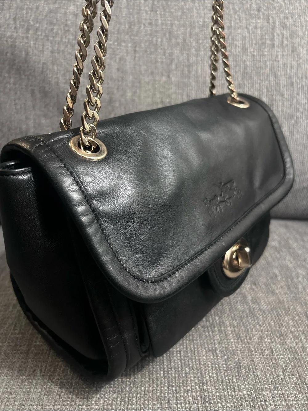 Coach Vintage Black Y2K convertible shoulder-crossbody bag with silver hardware - Picture 4 of 13